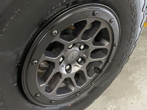 Used 2023 Jeep Wrangler Willys w/ Xtreme 35 Tire Package image 15