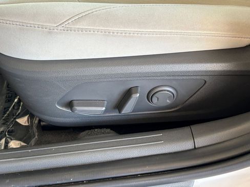 Used 2025 Hyundai Sonata SEL FWD image 23