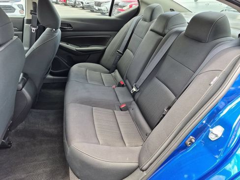 Used 2025 Nissan Altima 2.5 SV AWD/4WD image 28