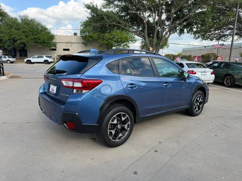Used 2018 Subaru Crosstrek 2.0i Premium AWD/4WD image 5