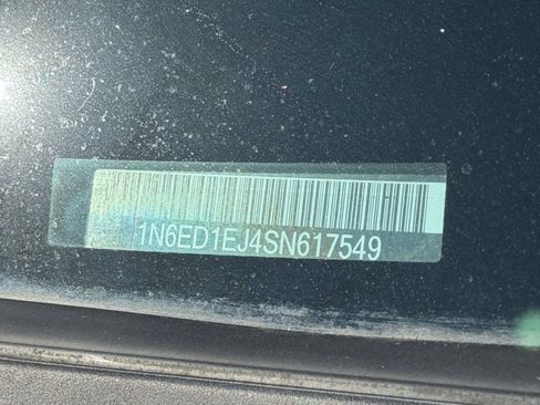 Certified 2025 Nissan Frontier SV image 19