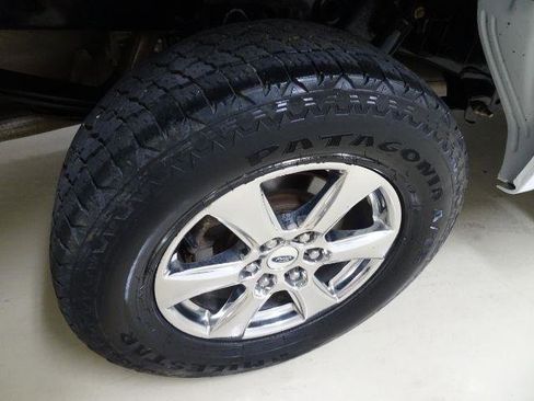 Used 2018 Ford F150 XLT w/ Equipment Group 302A Luxury AWD/4WD image 8