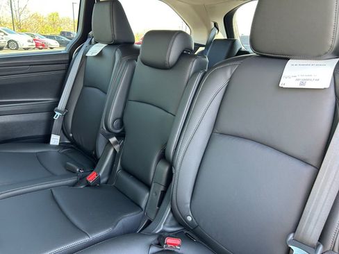 New 2026 Honda Odyssey EX-L image 16