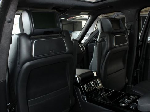 Used 2016 Land Rover Range Rover Autobiography image 27