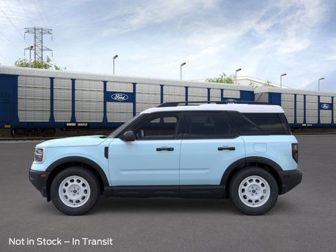 New 2025 Ford Bronco Sport Heritage w/ Convenience Package AWD/4WD image 3