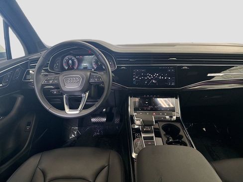 Certified 2026 Audi Q7 2.0T Premium AWD/4WD image 23