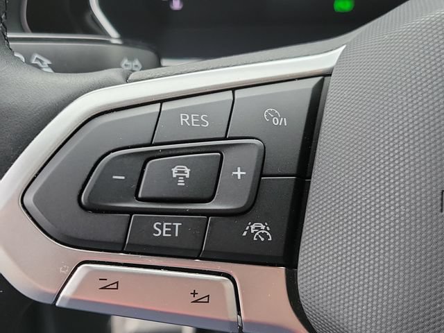 Certified 2024 Volkswagen Jetta Sport FWD image 21