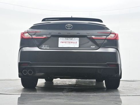 Used 2026 Toyota Camry SE FWD image 30
