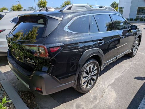 Used 2025 Subaru Outback Touring XT w/ Popular Package #2 AWD/4WD image 2