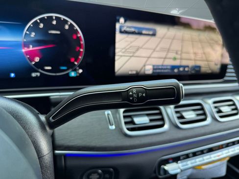 New 2026 Mercedes-Benz GLE 450 4MATIC image 14