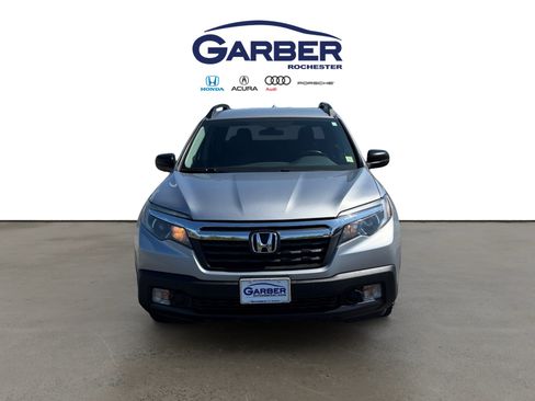 Used 2017 Honda Ridgeline RT image 6