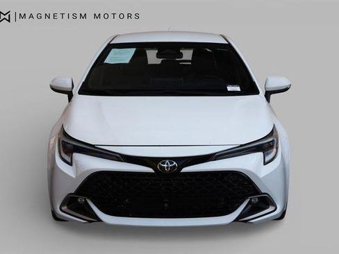 Used 2023 Toyota Corolla XSE FWD image 5