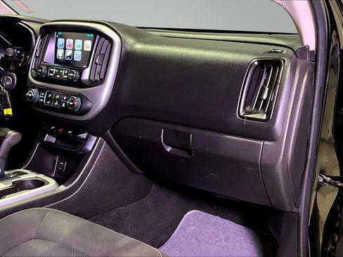 Used 2015 Chevrolet Colorado LT w/ LT Convenience Package image 24