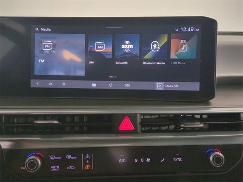 Used 2024 Kia Sorento SX image 21