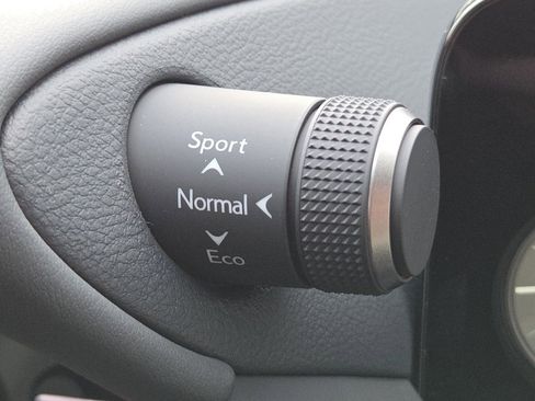 Used 2025 Lexus ES 350 w/ Premium Package FWD image 15