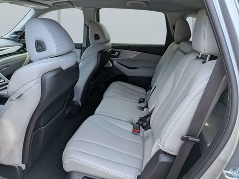 Certified 2025 Acura MDX FWD w/ Technology Package image 15