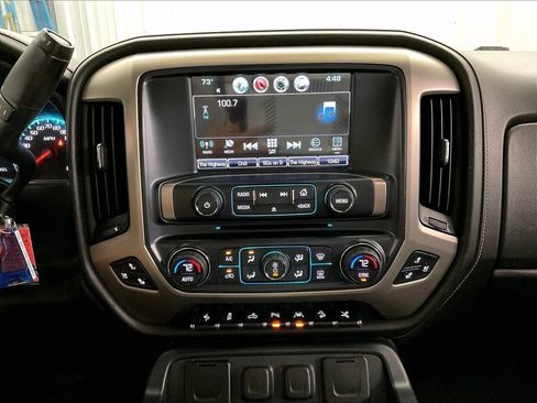 Used 2017 GMC Sierra 1500 Denali w/ Denali Ultimate Package AWD/4WD image 36