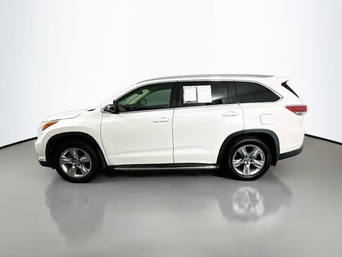 Used 2016 Toyota Highlander Limited FWD image 4