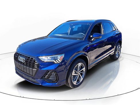 New 2025 Audi Q3 2.0T Premium image 2