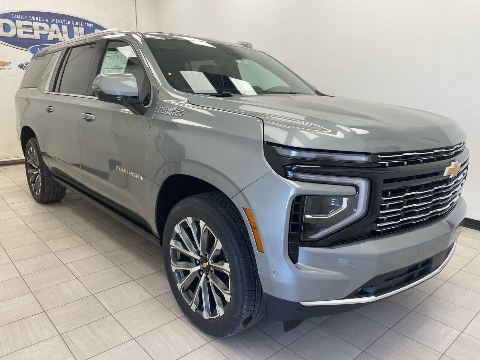 New 2026 Chevrolet Suburban High Country AWD/4WD image 1