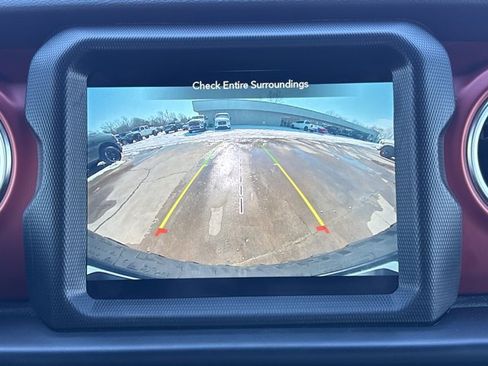 Used 2022 Jeep Wrangler Unlimited Rubicon w/ LED Lighting Group image 9