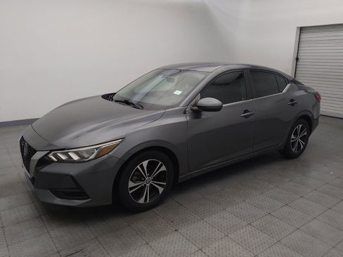 Used 2021 Nissan Sentra SV FWD image 2