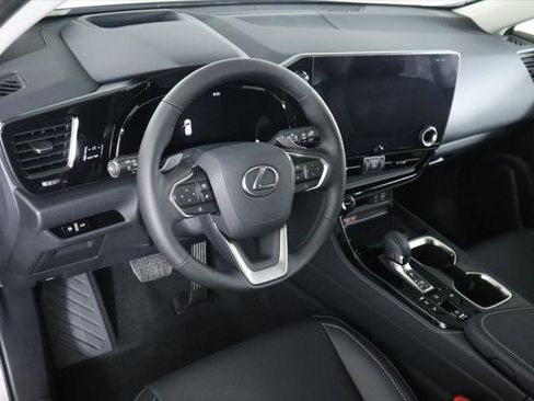 Certified 2025 Lexus NX 350h 350h Premium image 9