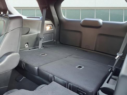 Used 2024 Ford Explorer ST w/ Equipment Group 401A AWD/4WD image 26