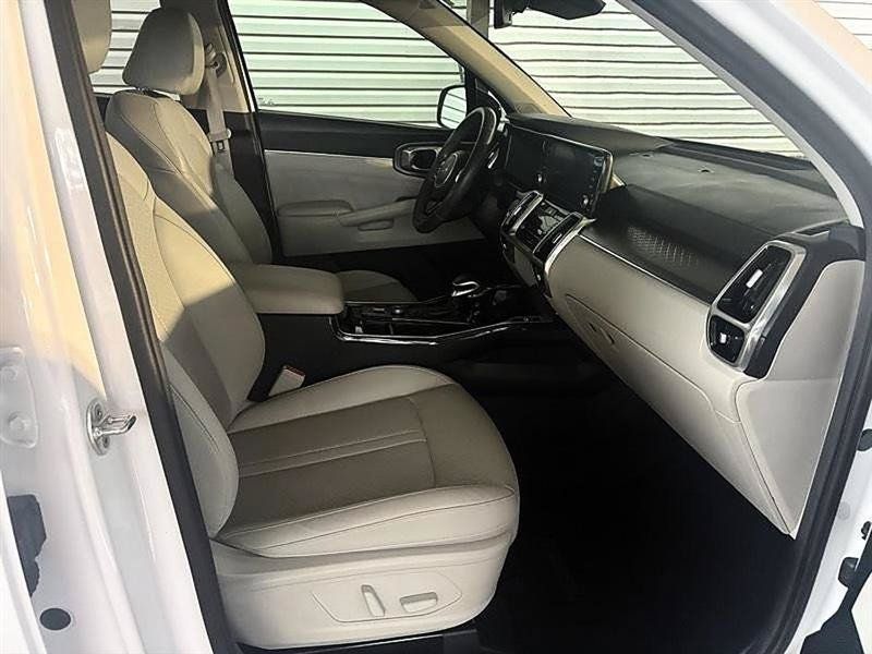 Used 2023 Kia Sorento SX FWD image 22