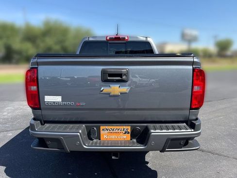 Used 2020 Chevrolet Colorado Z71 AWD/4WD image 4