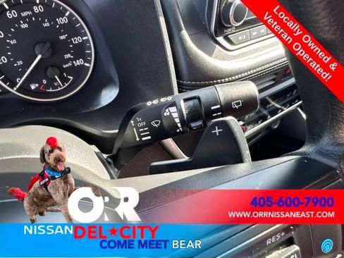 Used 2024 Nissan Rogue SV FWD image 20