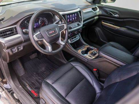 Used 2022 GMC Acadia SLE w/ Driver Convenience Package FWD image 13