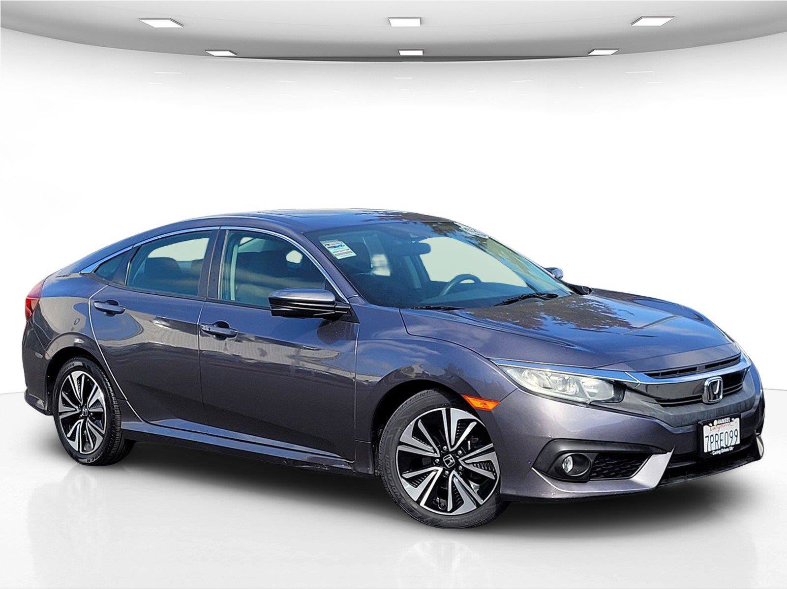 Used 2016 Honda Civic EX-T image 2