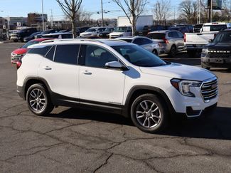 Certified 2024 GMC Terrain SLT video 2