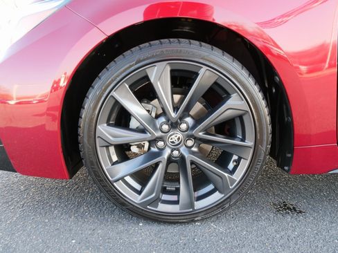 Used 2023 Toyota Corolla SE w/ SE Premium Package image 13