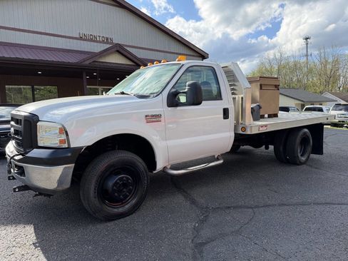 Used 2006 Ford F350 4x4 Regular Cab DRW Super Duty image 3
