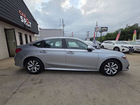 Used 2023 Honda Civic LX image 8
