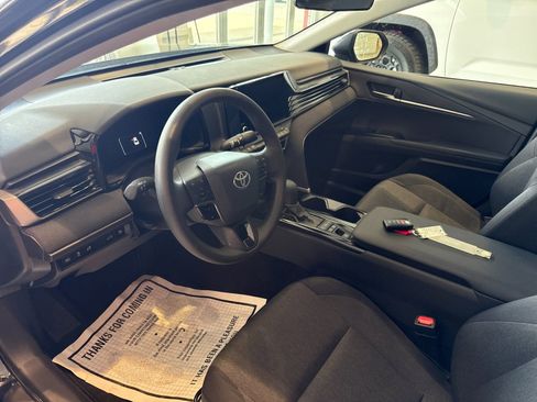 Used 2026 Toyota Camry LE FWD image 10