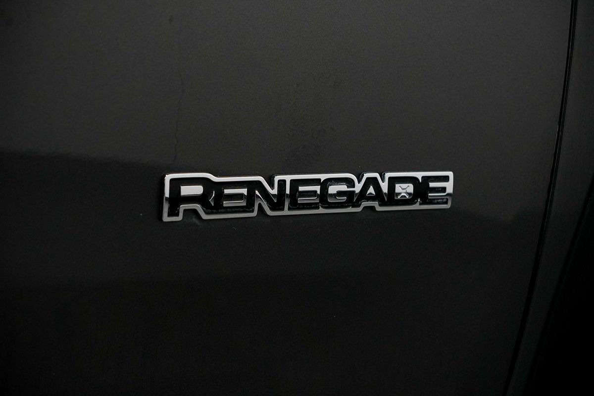 Used 2020 Jeep Renegade Altitude FWD image 11