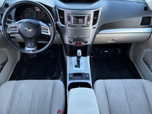 Used 2014 Subaru Outback 2.5i Premium image 3