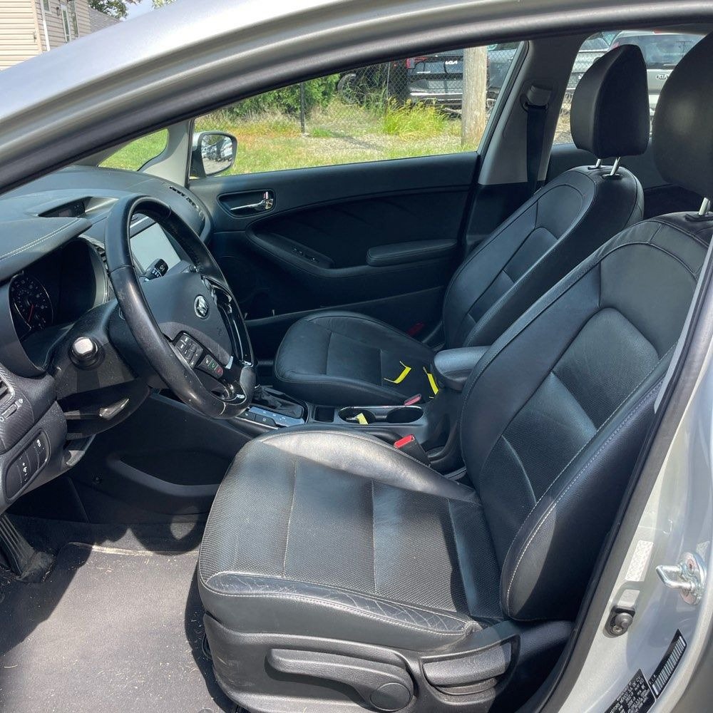 Used 2017 Kia Forte EX FWD image 5