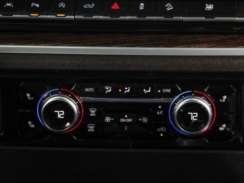 Used 2025 GMC Sierra 1500 Elevation w/ Elevation Premium Package image 21