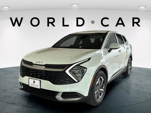 Certified 2025 Kia Sportage LX FWD image 10