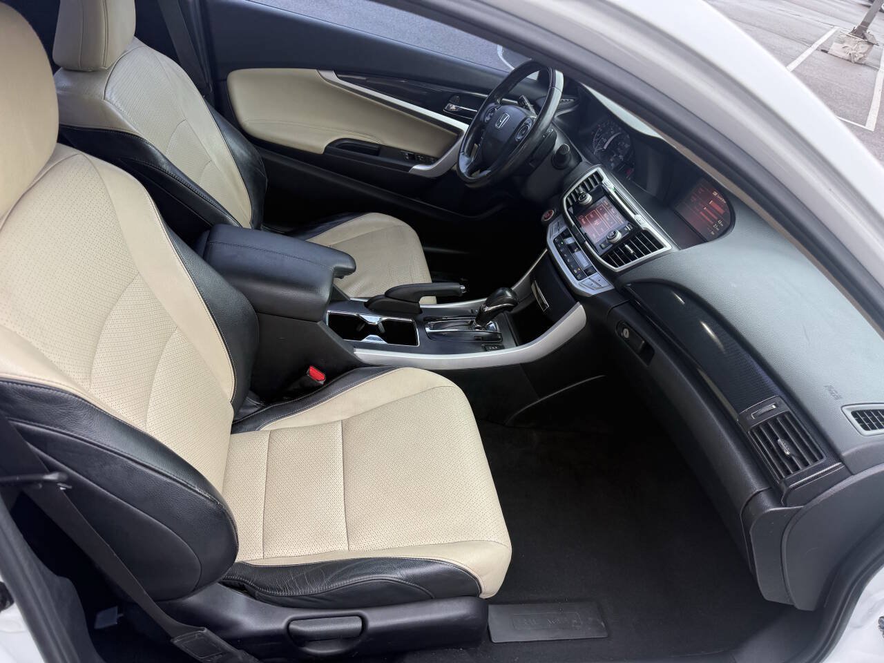 Used 2014 Honda Accord EX-L image 16