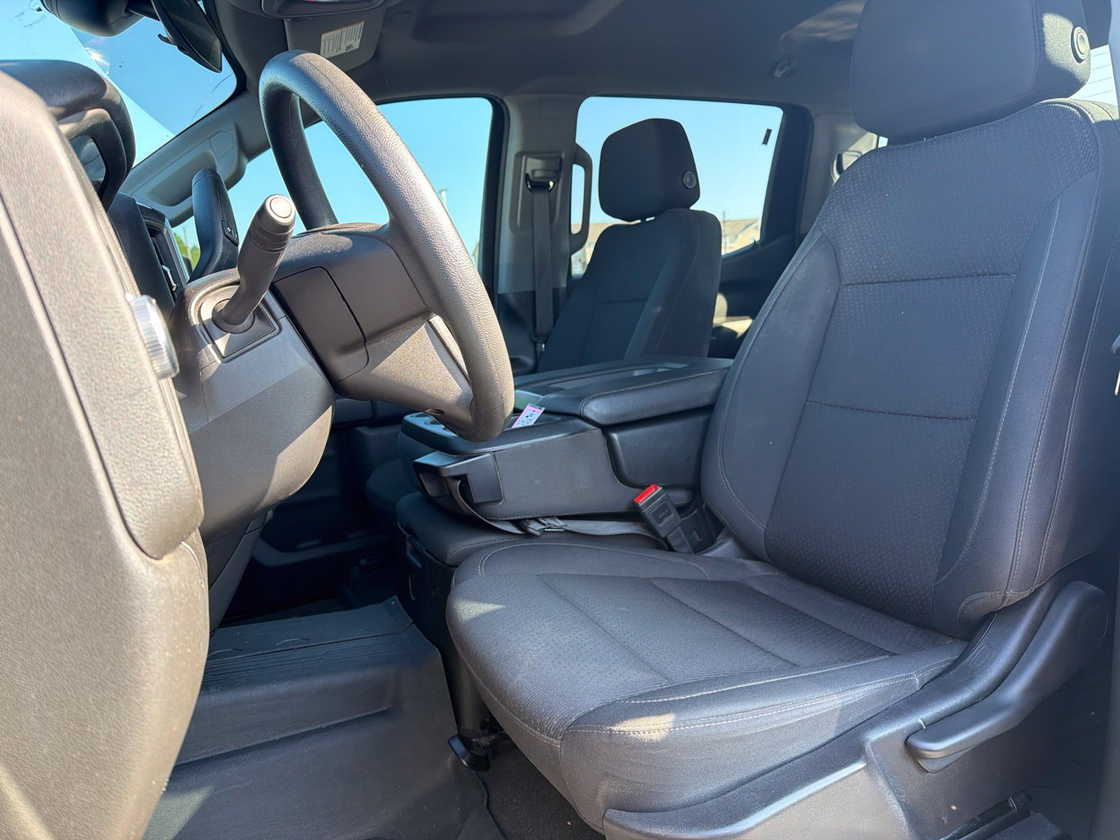 Used 2025 GMC Sierra 1500 Pro w/ Graphite Edition RWD image 8