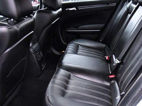 Used 2023 Chrysler 300 S image 37