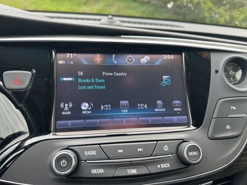 Used 2019 Buick Envision Essence AWD/4WD image 22