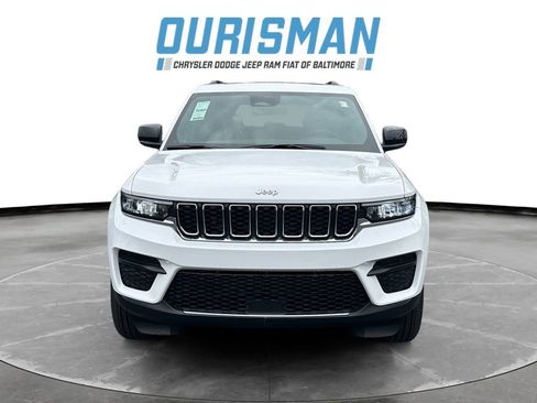 New 2025 Jeep Grand Cherokee Laredo X w/ Luxury Tech Group I image 8