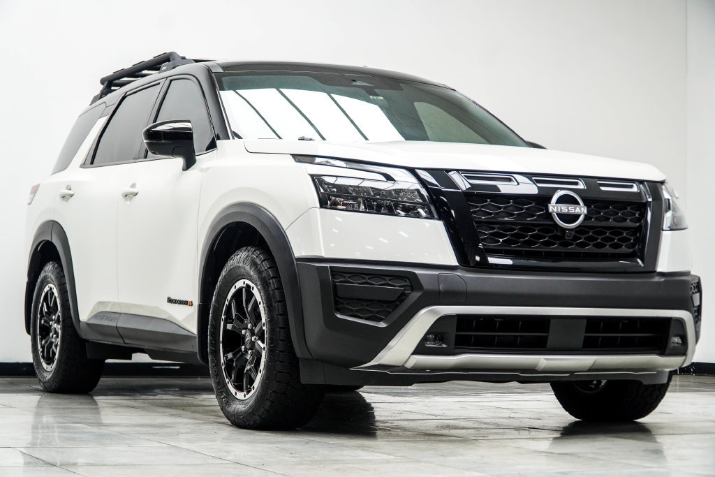 Used 2024 Nissan Pathfinder Rock Creek AWD/4WD image 5