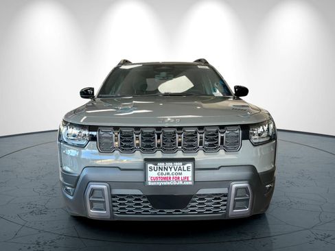 New 2026 Jeep Cherokee Laredo image 9